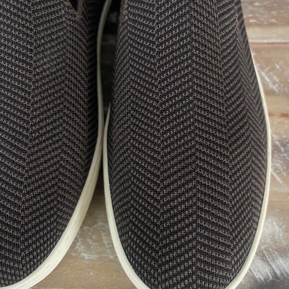 Rothys Womens Casual Knit Slip On Sneaker Size 9.5 Comfort Travel Minimalist - Picture 3 of 11